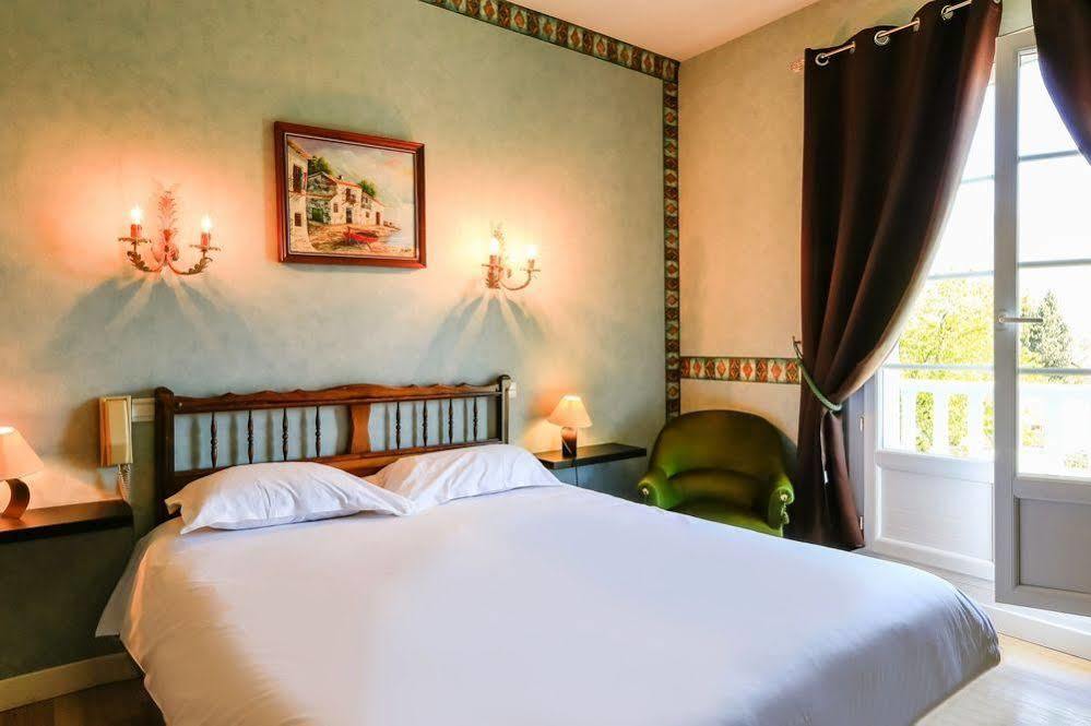 Logis Hotel Les Cimes 아르젤레가조스트 외부 사진